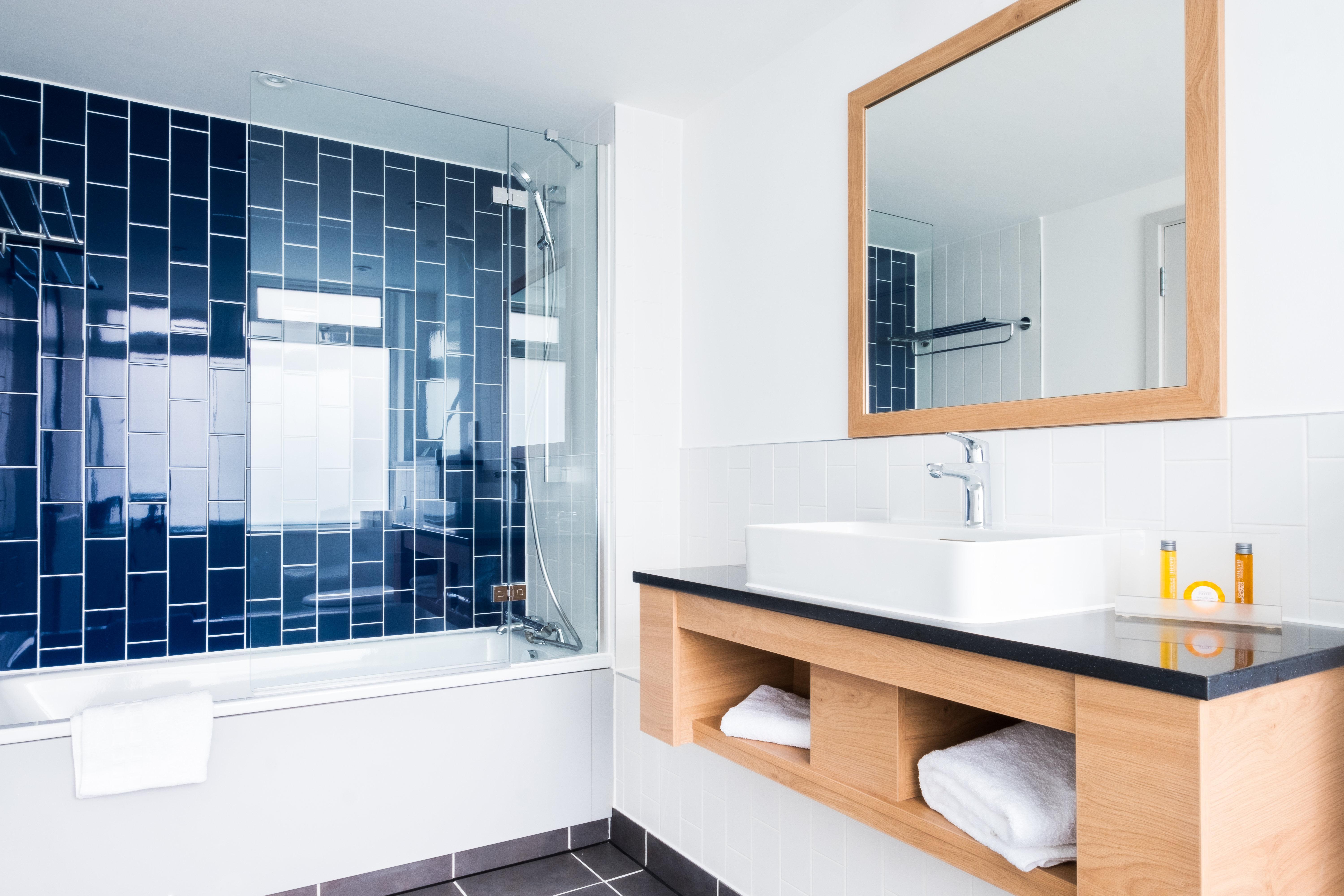 Holiday Inn Coventry M6, J2 By Ihg Bagian luar foto