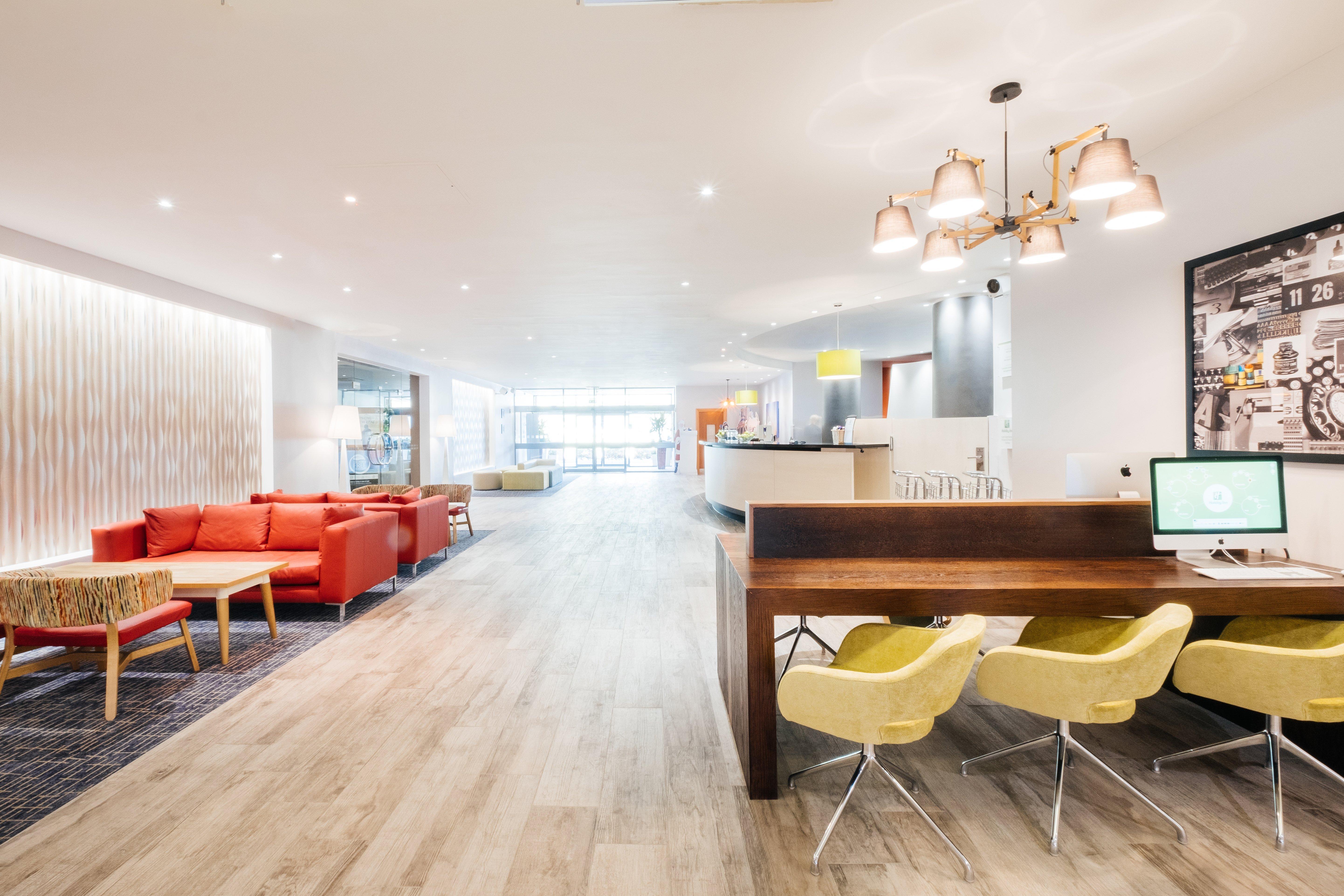 Holiday Inn Coventry M6, J2 By Ihg Bagian luar foto
