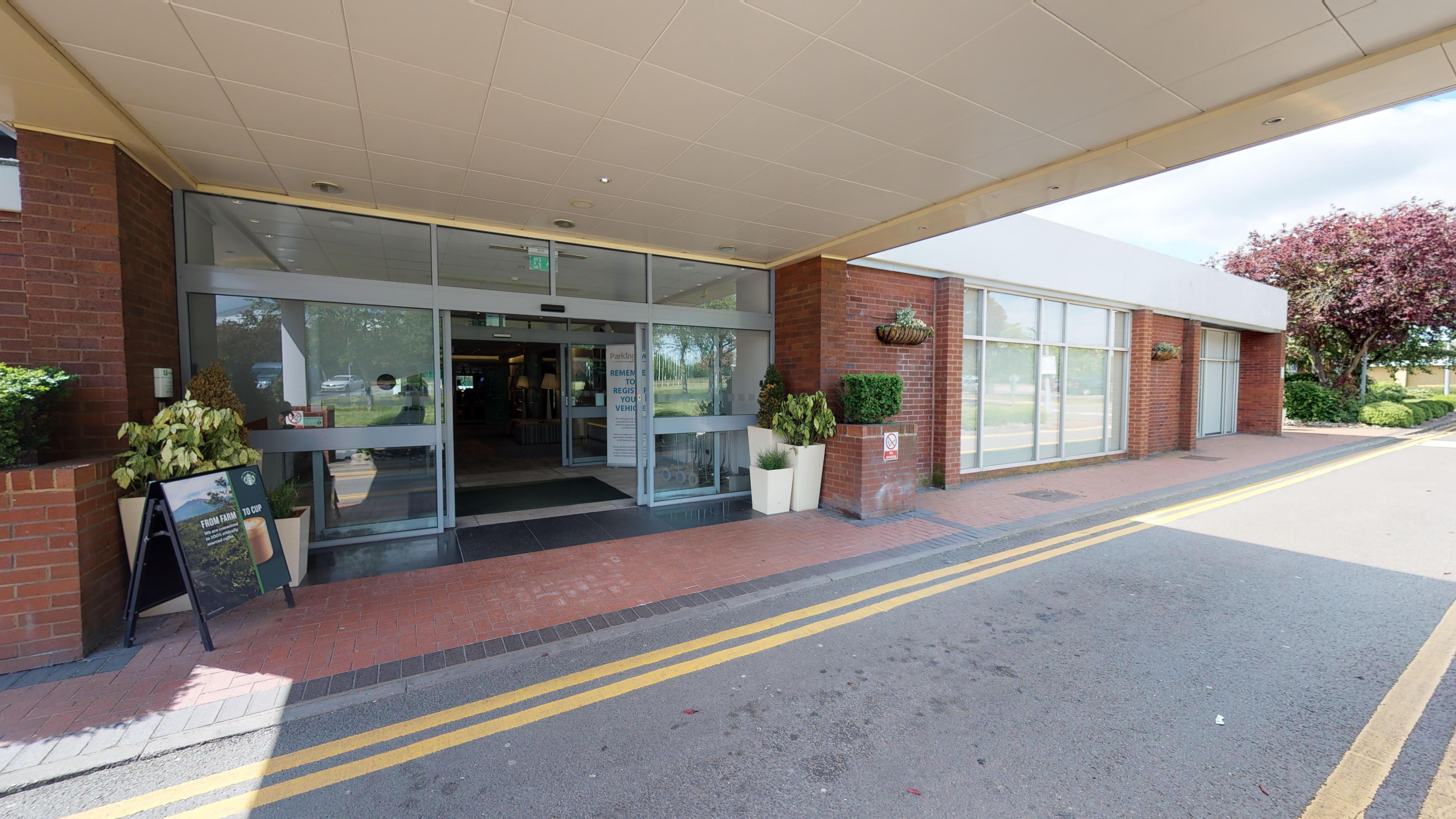 Holiday Inn Coventry M6, J2 By Ihg Bagian luar foto