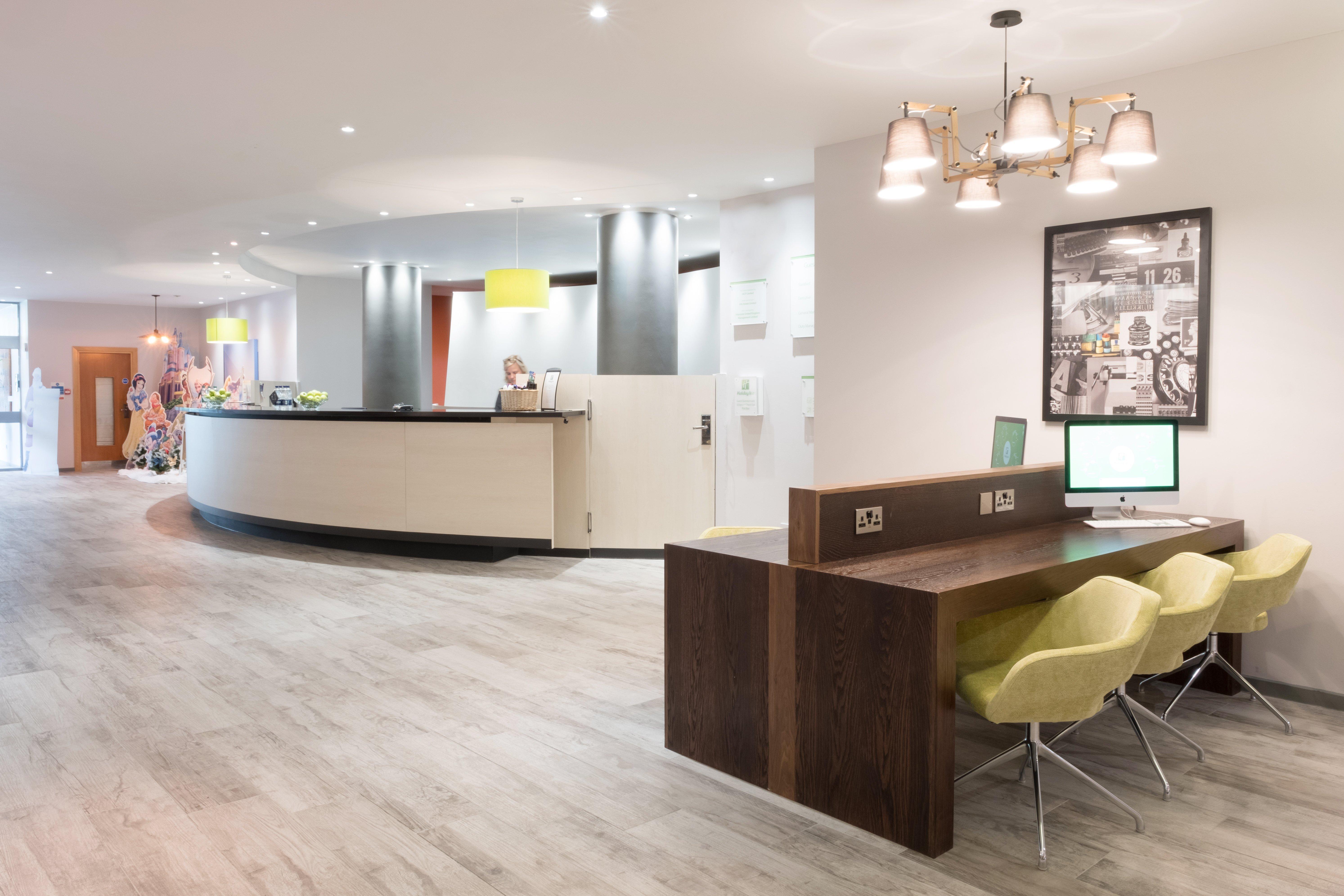 Holiday Inn Coventry M6, J2 By Ihg Bagian luar foto