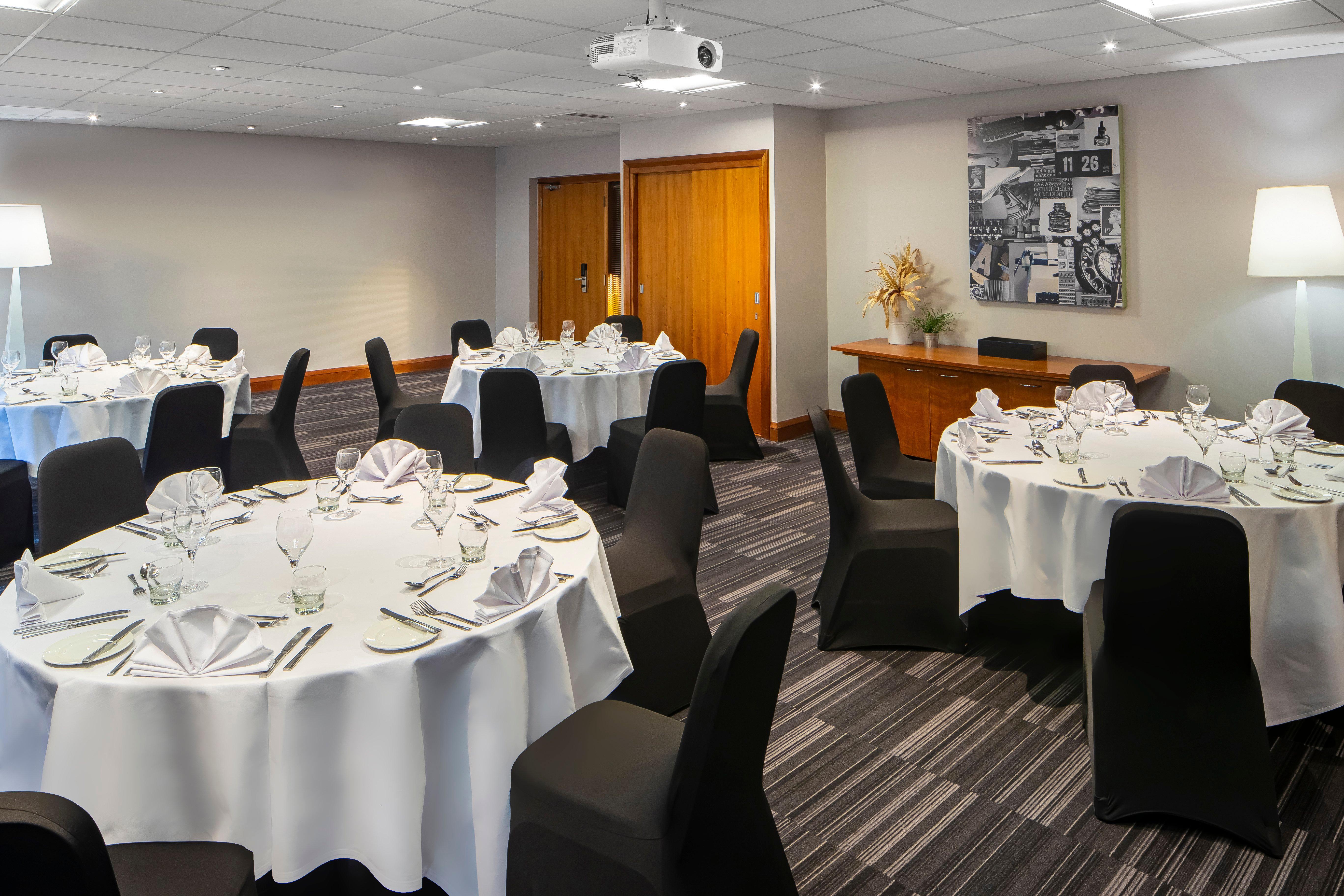 Holiday Inn Coventry M6, J2 By Ihg Bagian luar foto