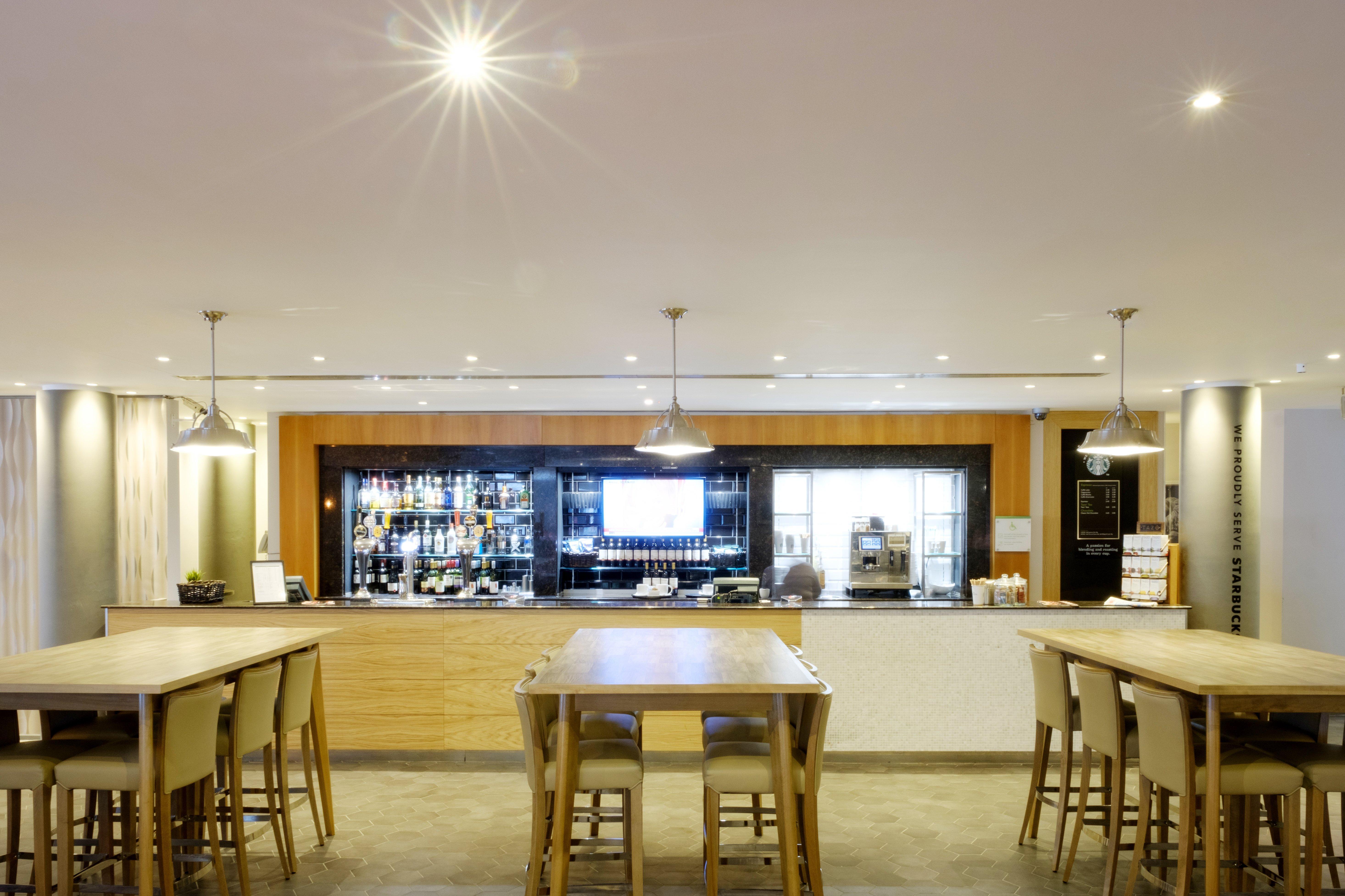 Holiday Inn Coventry M6, J2 By Ihg Bagian luar foto