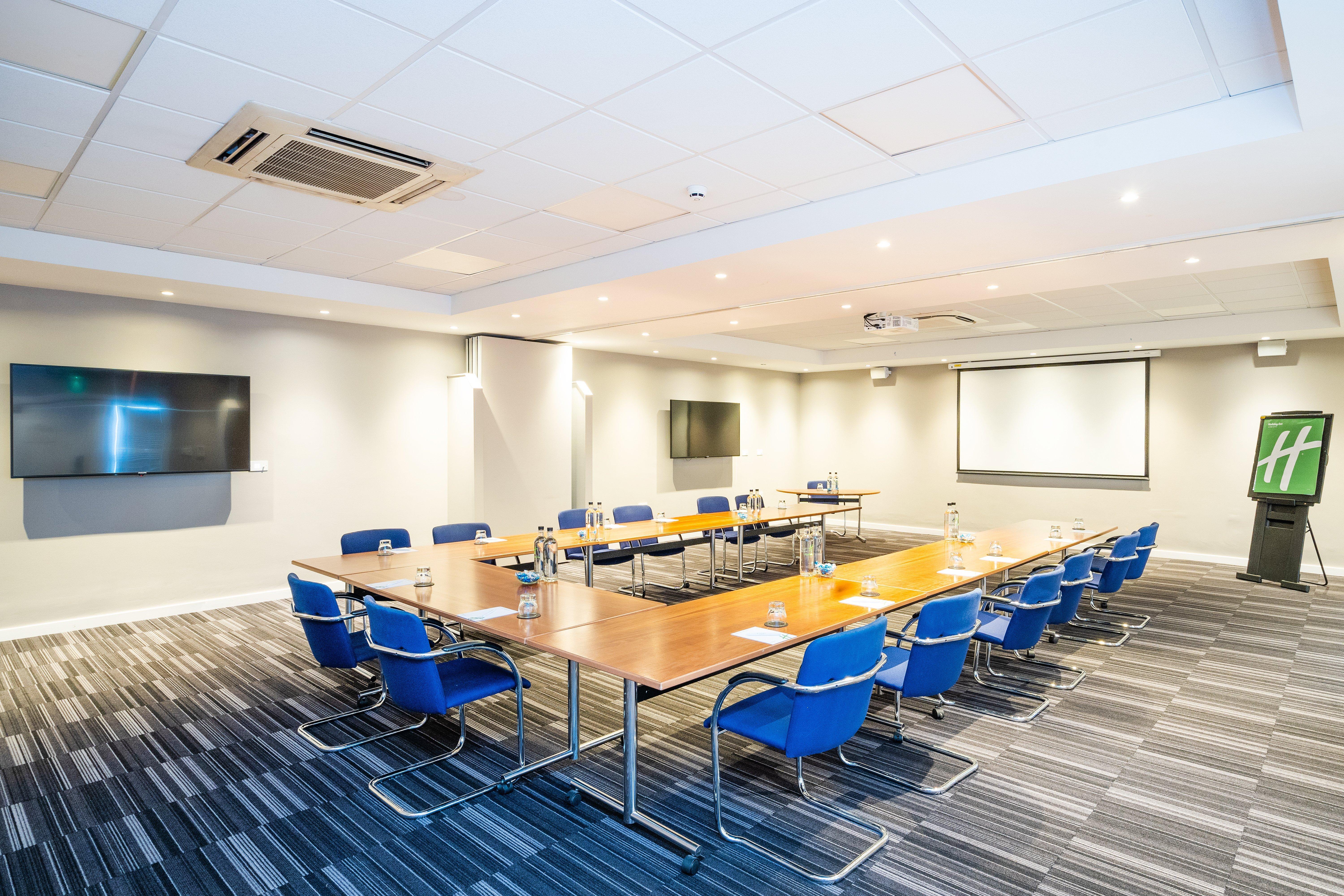Holiday Inn Coventry M6, J2 By Ihg Bagian luar foto
