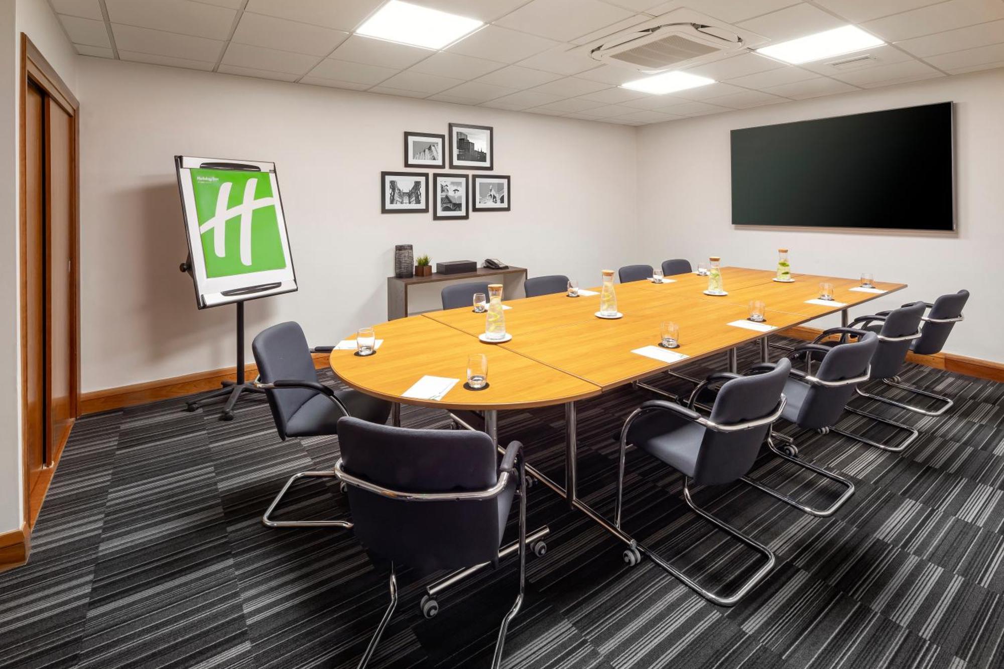 Holiday Inn Coventry M6, J2 By Ihg Bagian luar foto